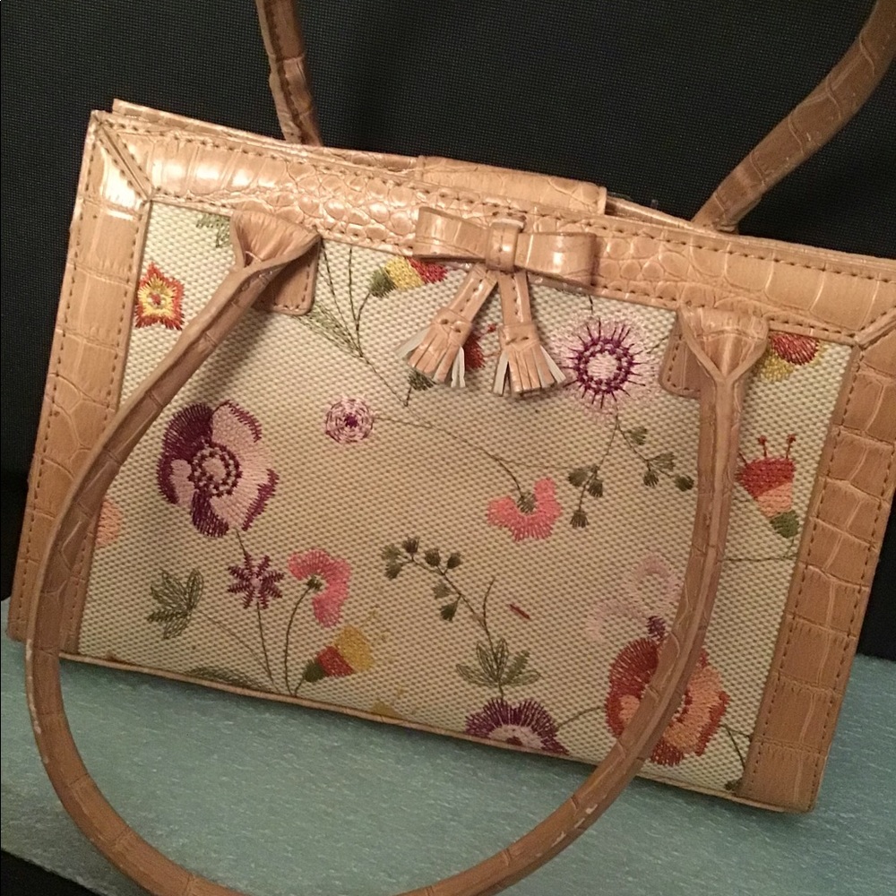Liz Claiborne handbag